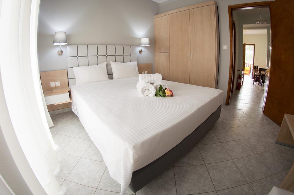 Aegialis Apartments Вурвуру Екстер'єр фото